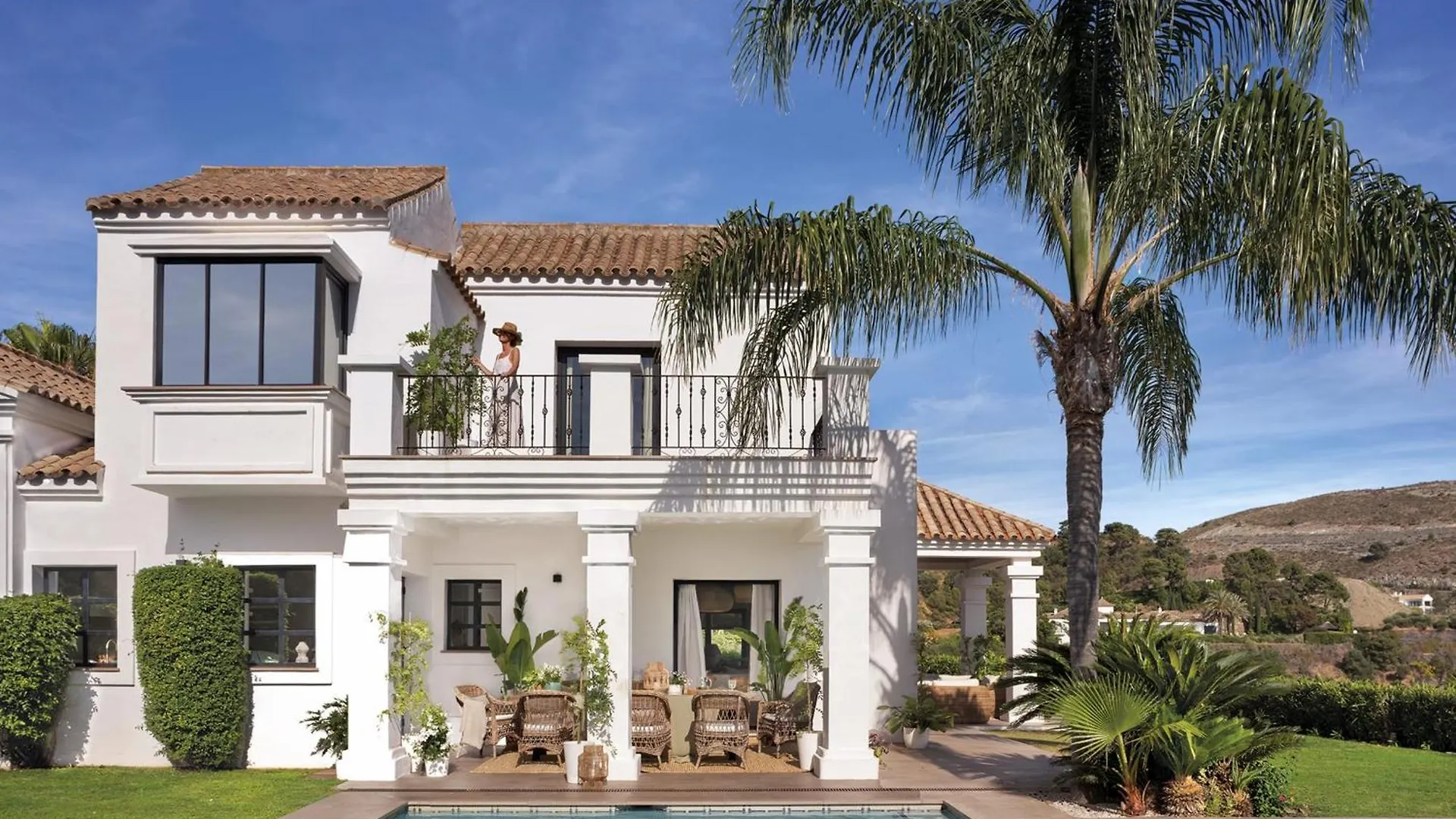 All About La Boheme Benahavis